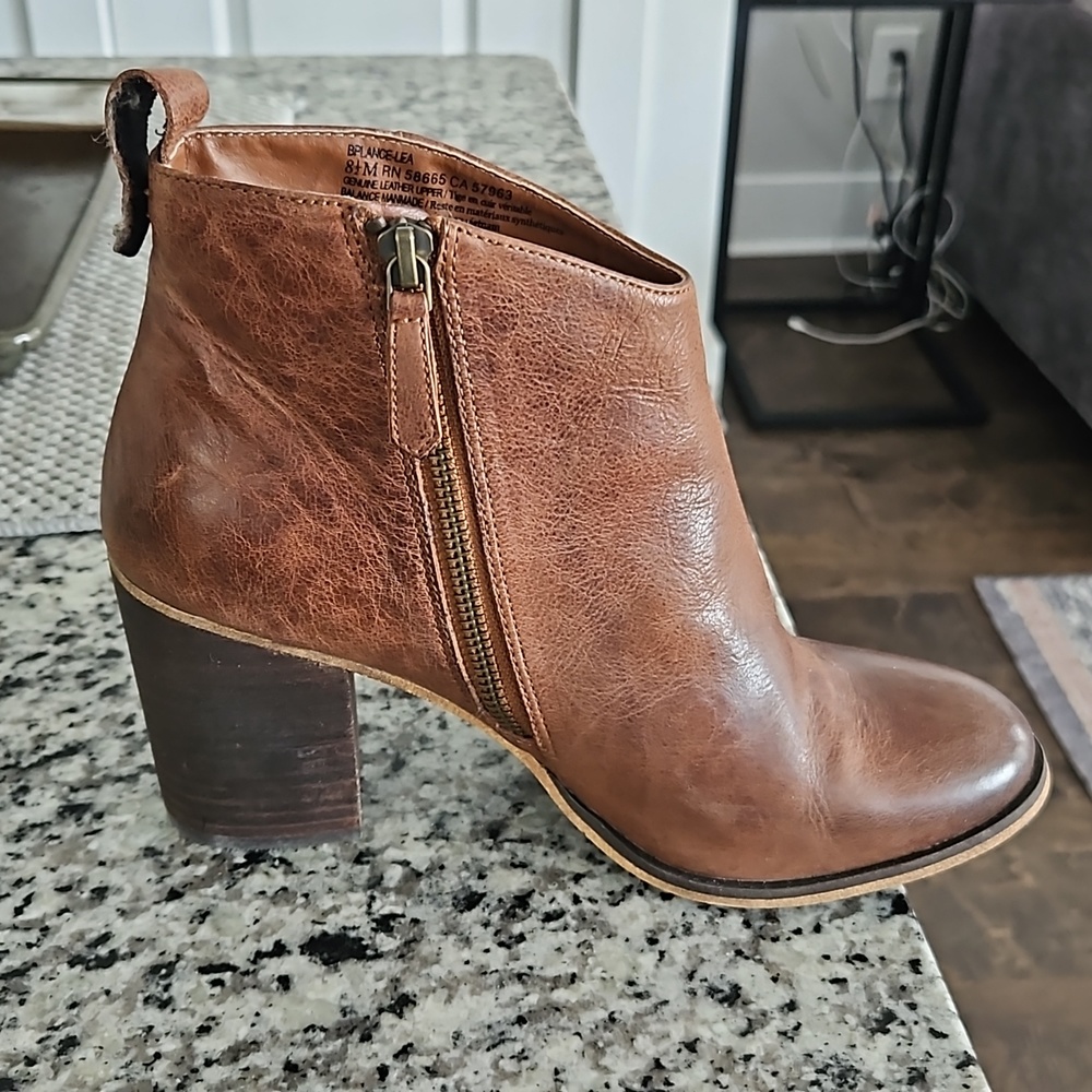 BP leather ankle boots size 8 1/2